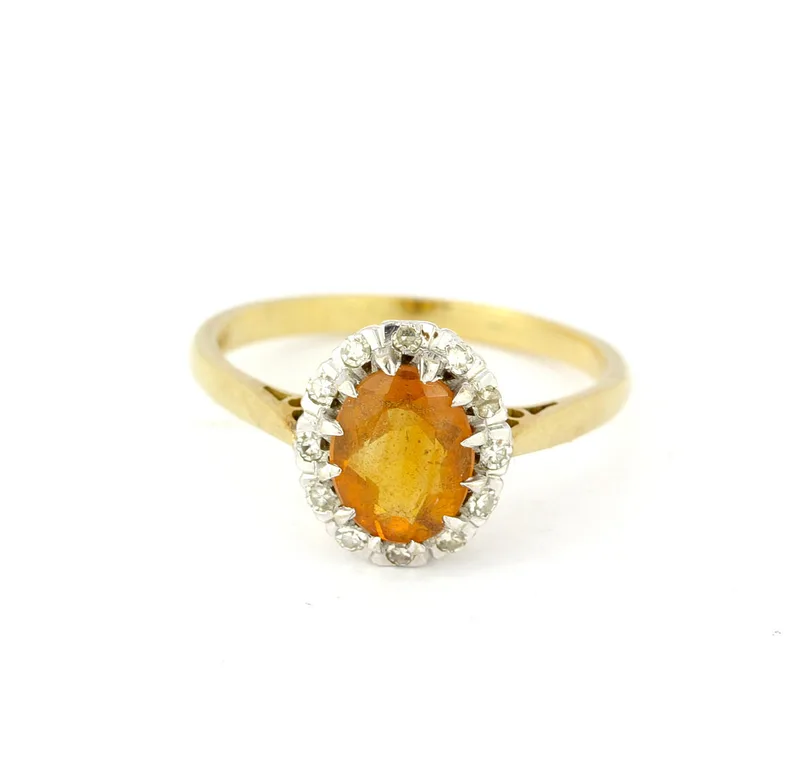 18CT Gold Citrine & Diamond Set Ring