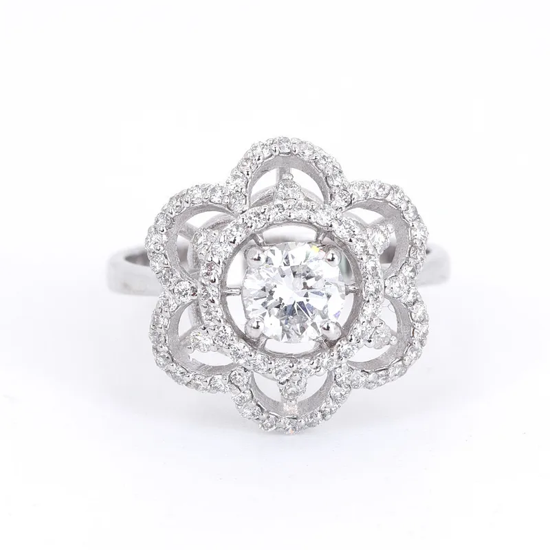 18CT 1.11CT Diamond Cluster Ring