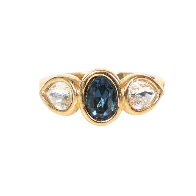 A Yellow Metal Sapphire & Paste Set Ring