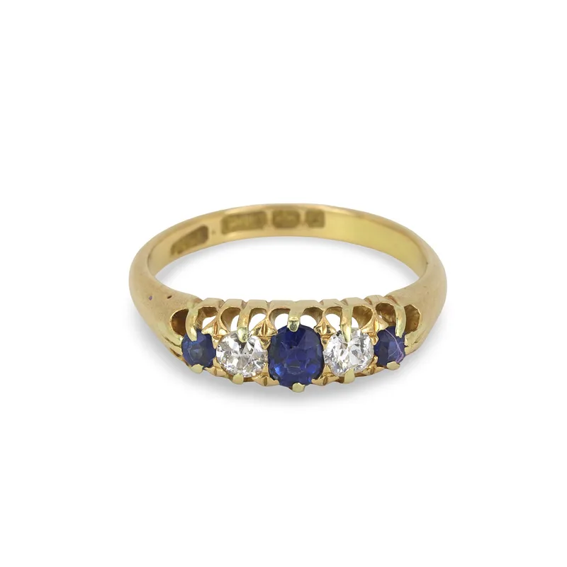 18CT Gold Sapphire & Diamond Ring