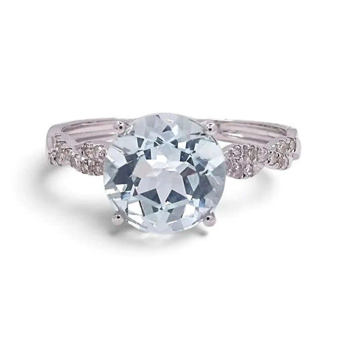 Ring - 14 kt. White gold - 1.89ct. tw. Aquamarine - Diamond
