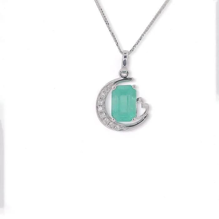 Necklace with pendant - 14 kt. White gold - 0.91ct. tw. Emerald - Diamond