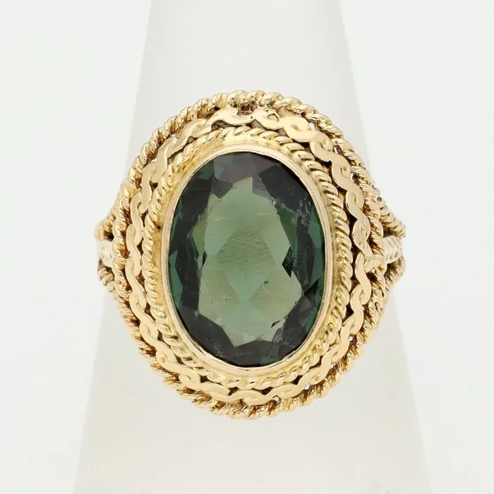 Ring - 18 kt. Yellow gold - Spinel