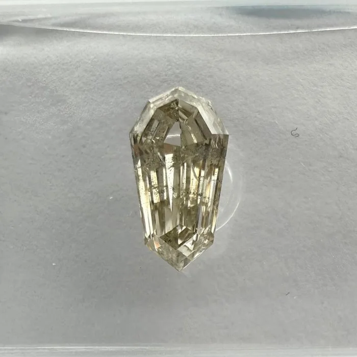 1 pcs Diamond (Natural coloured) - 0.91 ct - Octagon - Fancy light Greyish, Greenish Yellow - SI2 - International Gemological Institute (IGI)