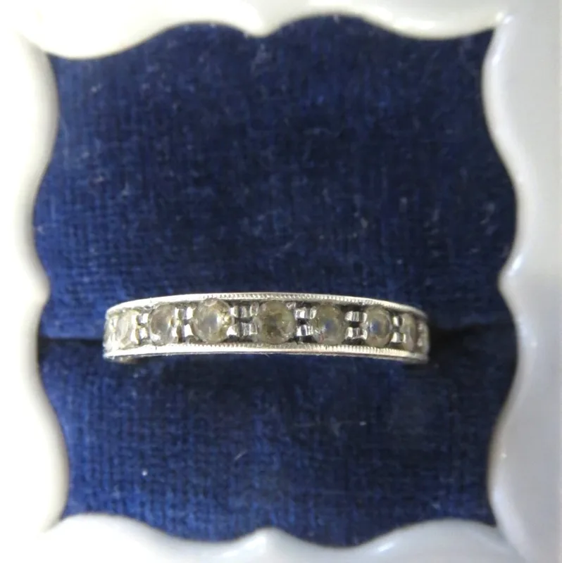 9ct White Gold Eternity Ring 2.0g gross