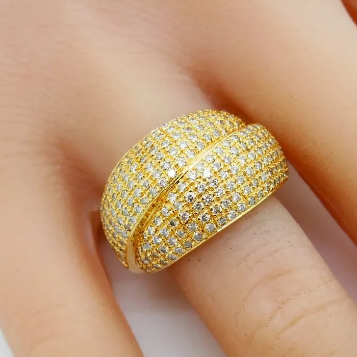 Ring - 18 kt. Yellow gold - 1.13ct. tw. Diamond (Natural)