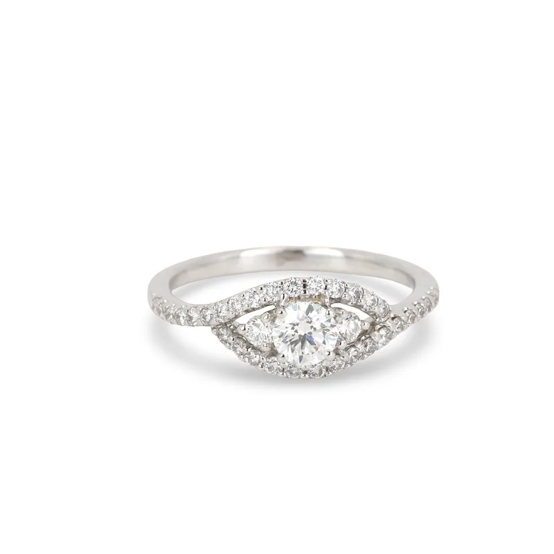 18CT Gold Diamond Ring