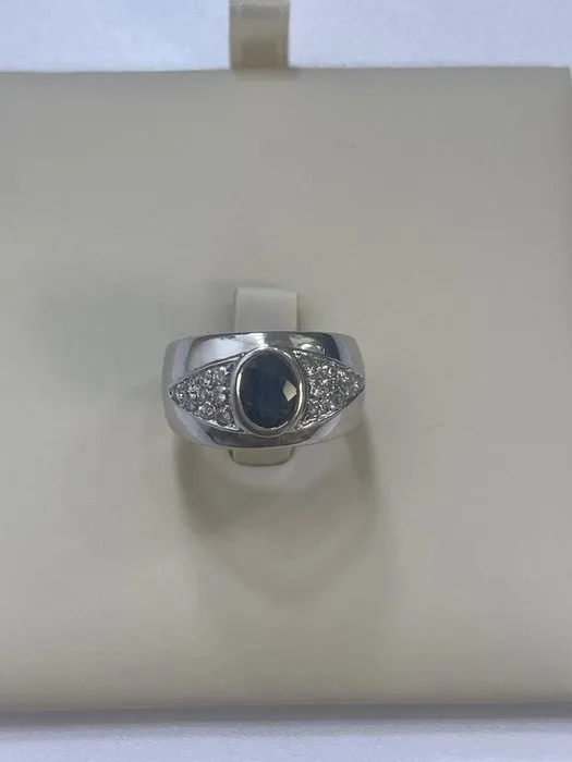 Ring - 18 kt. White gold Sapphire - Diamond