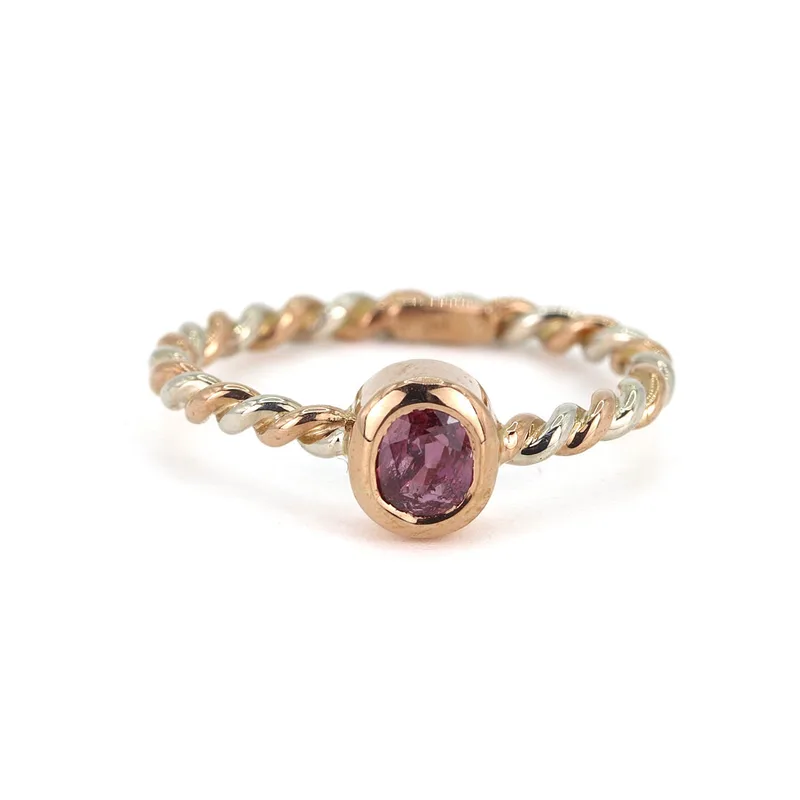14CT Gold Ruby Ring