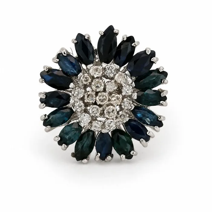 Ring - 18 kt. White gold - 2.69ct. tw. Sapphire - Diamond - Made in Italy - Handmade