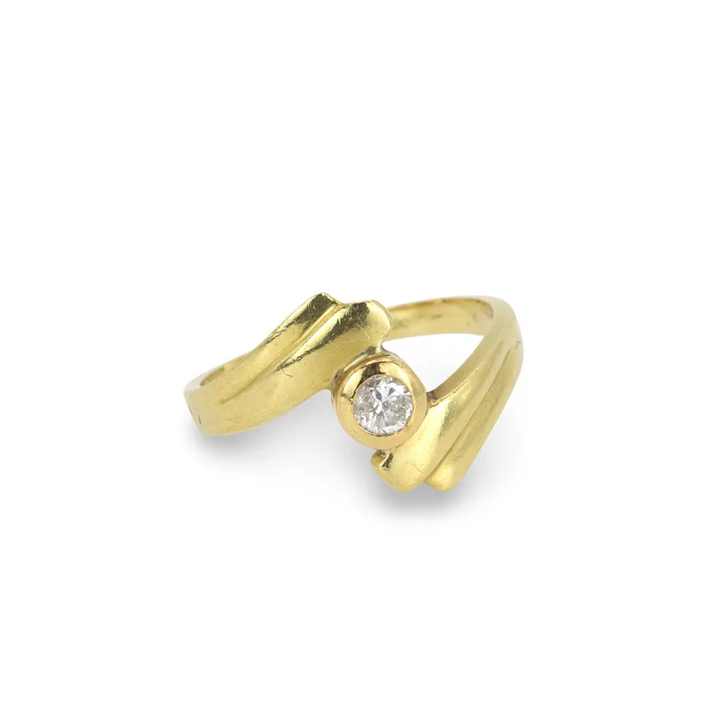 18CT Gold Diamond Ring