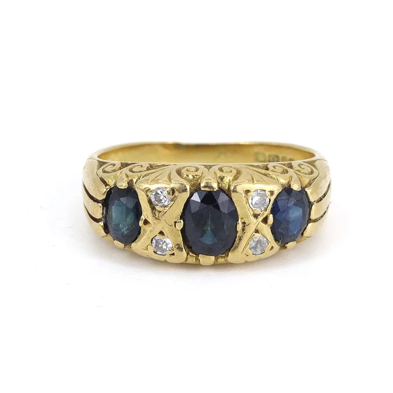 18CT Gold Sapphire & Diamond Ring