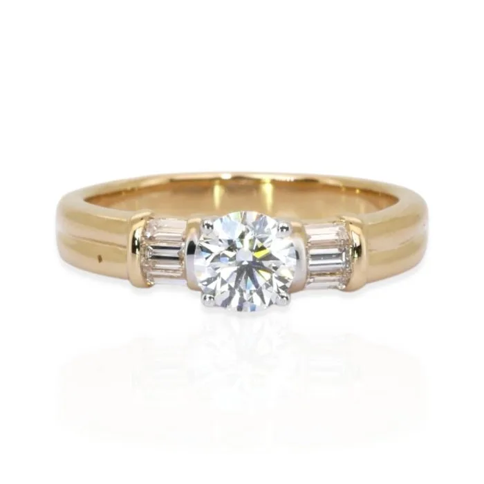 Ring - 18 kt. White gold, Yellow gold - 0.81ct. tw. Diamond (Natural) - Diamond - GIA Certified Ring