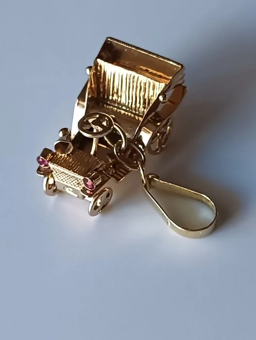 Pendant - 18 kt. Yellow gold - 0.24ct. tw. Ruby - Vintage Cabrio pendant