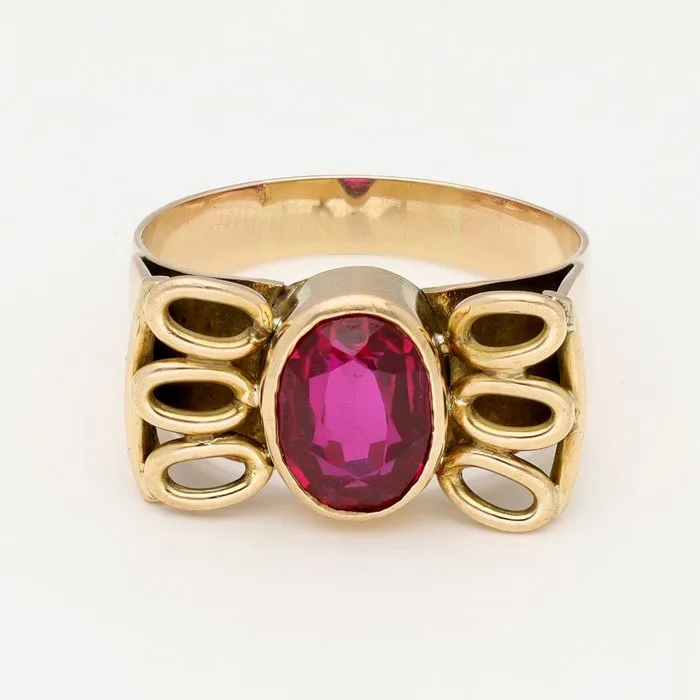 Ring - 18 kt. Yellow gold - Ruby