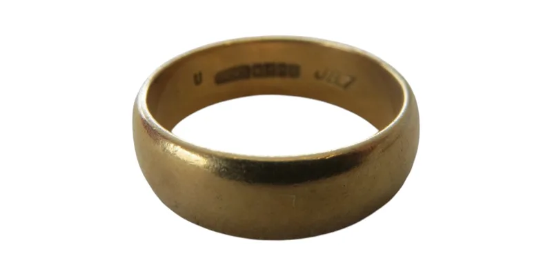 18ct Gold Wedding Band 9g
