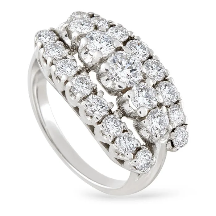 Ring - 14 kt. EXCLUSIVE 14K White Gold and 3.0ct Diamond Ring, White gold - 3.00ct. tw. Diamond (Natural)