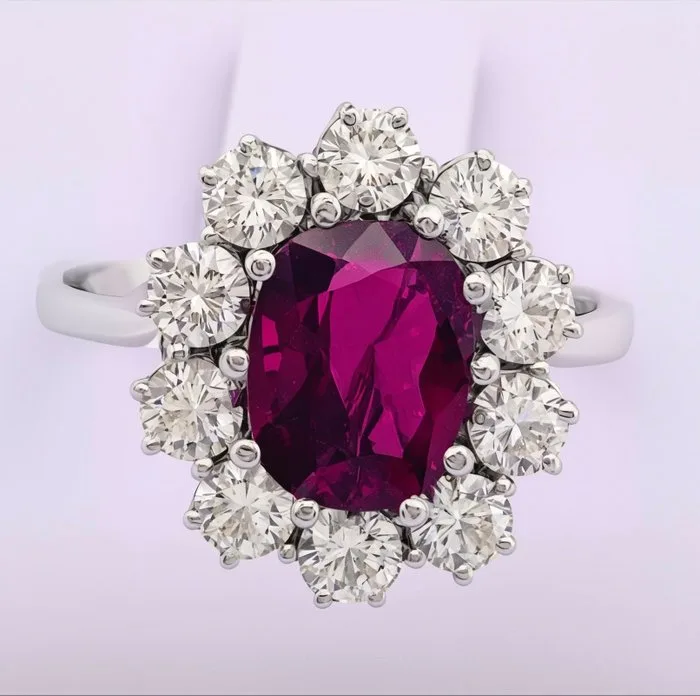 Ring - 18 kt. White gold Ruby - Diamond