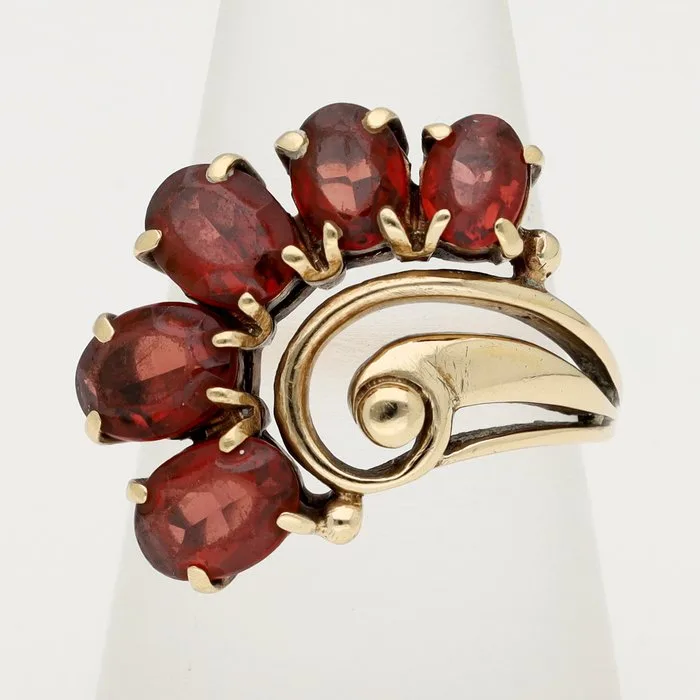 Ring - 14 kt. Yellow gold - Garnet