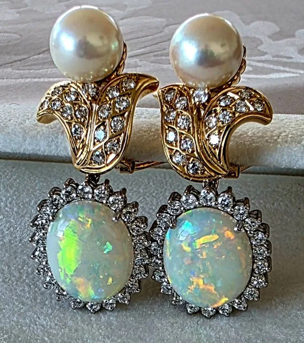 Earrings - 18 kt. Yellow gold, White gold - 14.27ct. tw. Opal - Diamond - Opal, Akoya pearl, diamond