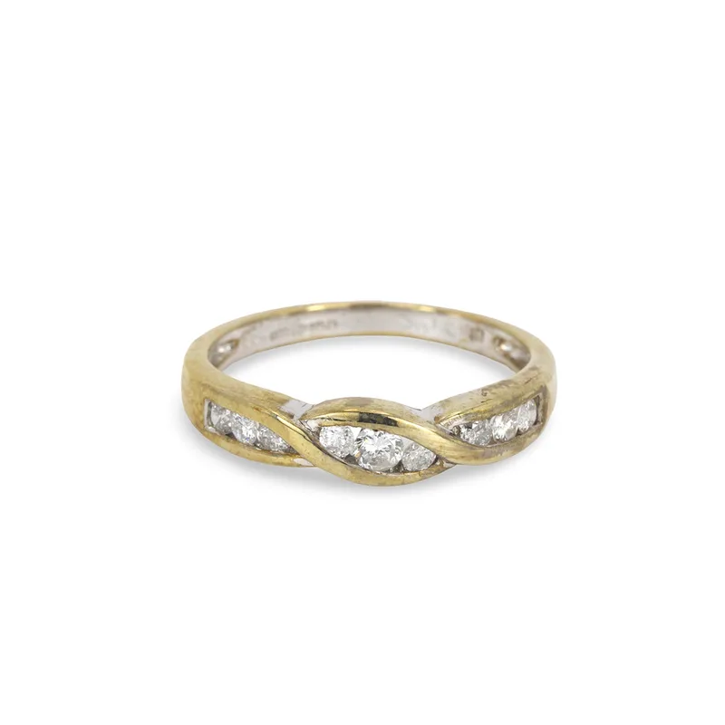 9CT Gold Diamond Ring