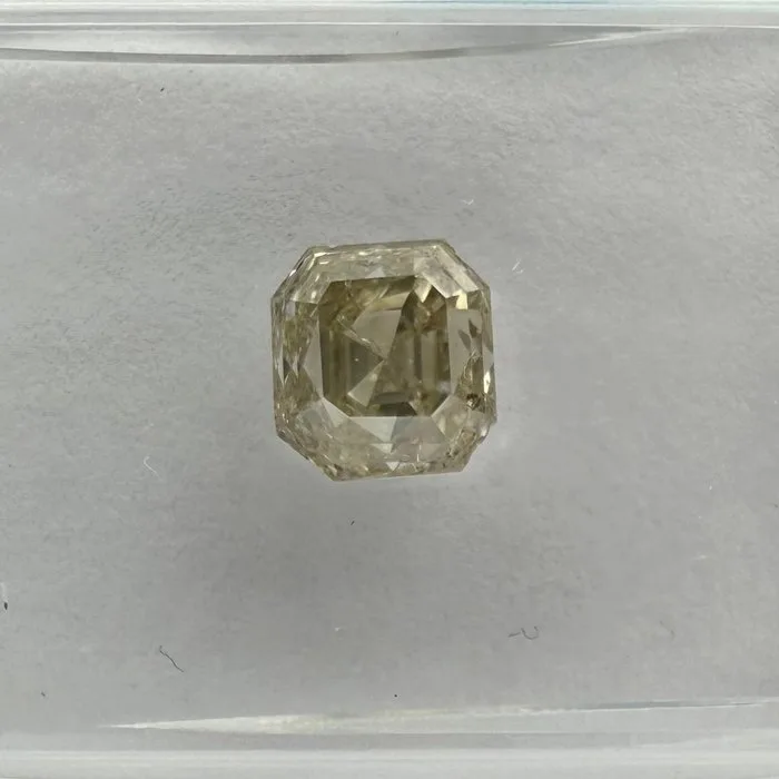 1 pcs Diamond (Natural coloured) - 1.05 ct - Square - Fancy light Brownish Yellow - SI2 - International Gemological Institute (IGI)
