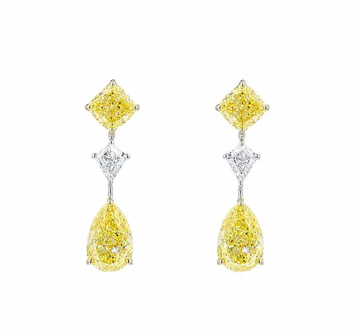 Earrings - 14 kt. Yellow gold - 3.66ct. tw. Yellow Diamond (Fancy coloured lab-grown diamond) - Diamond