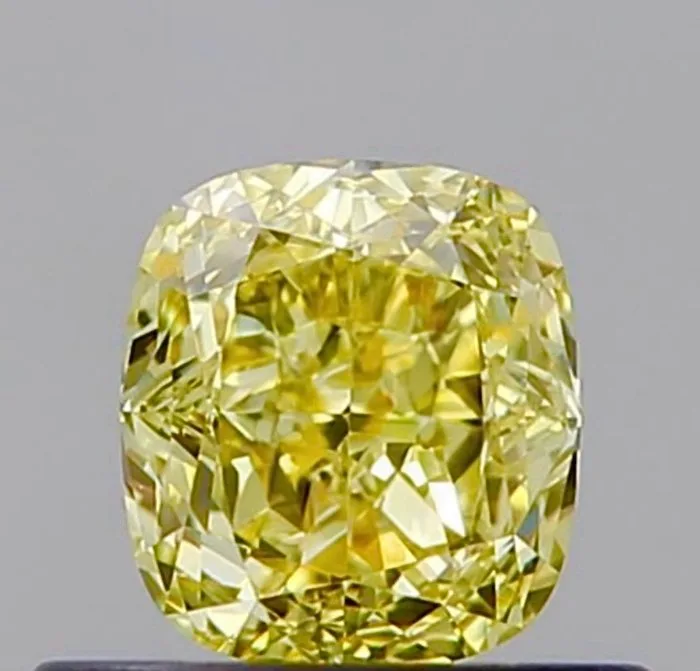 1 pcs Diamond (Natural coloured) - 0.56 ct - Cushion - Fancy intense Yellow - VS1 - Gemological Institute of America (GIA) - Fancy Intense Yellow GIA