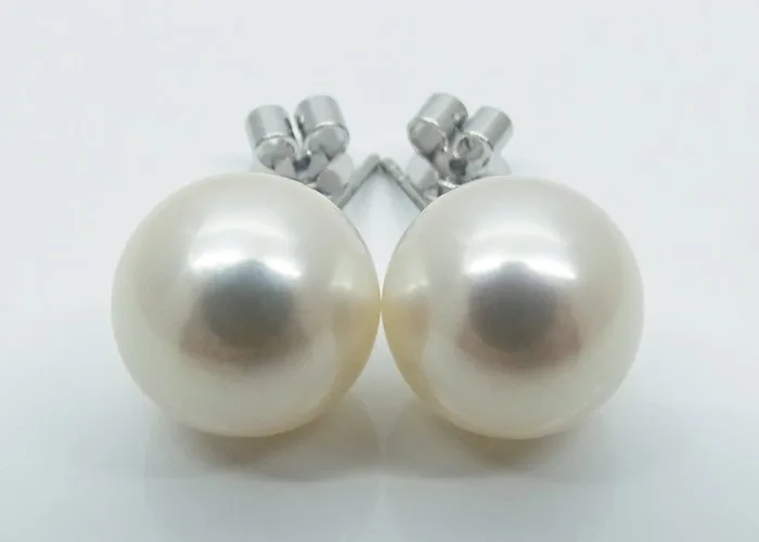 Stud earrings - 14 kt. White gold Pearl - South Sea, Round 10-11 mm